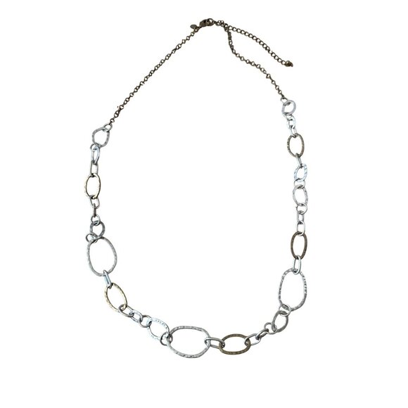 Chicos Silver Toned Metal Hammered Oval Link Necklace With Adjustable Chain - Picture 1 of 6